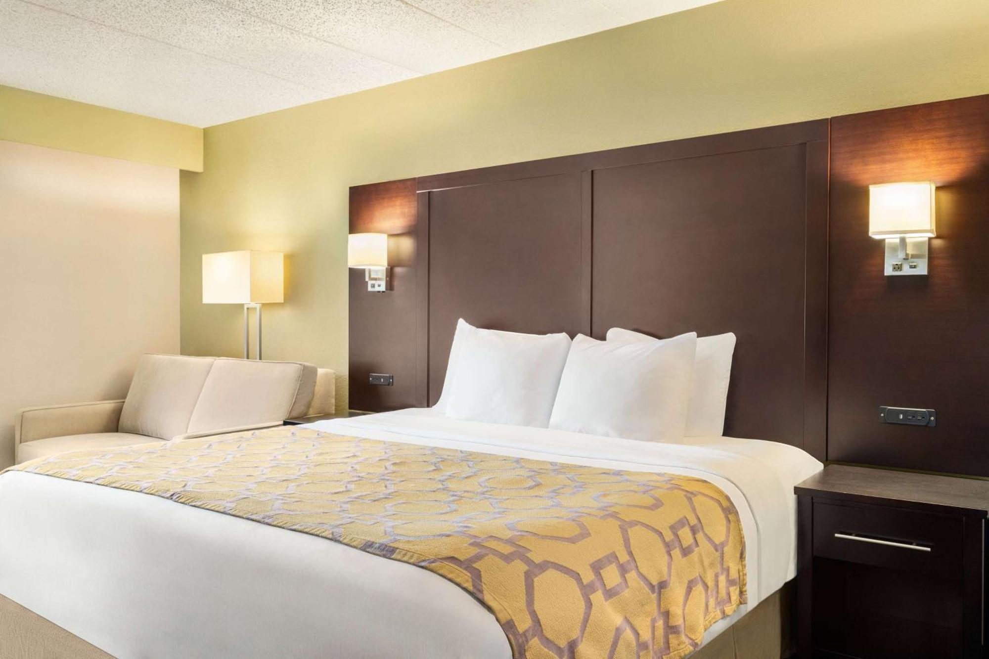 Baymont By Wyndham Hotel 2*
